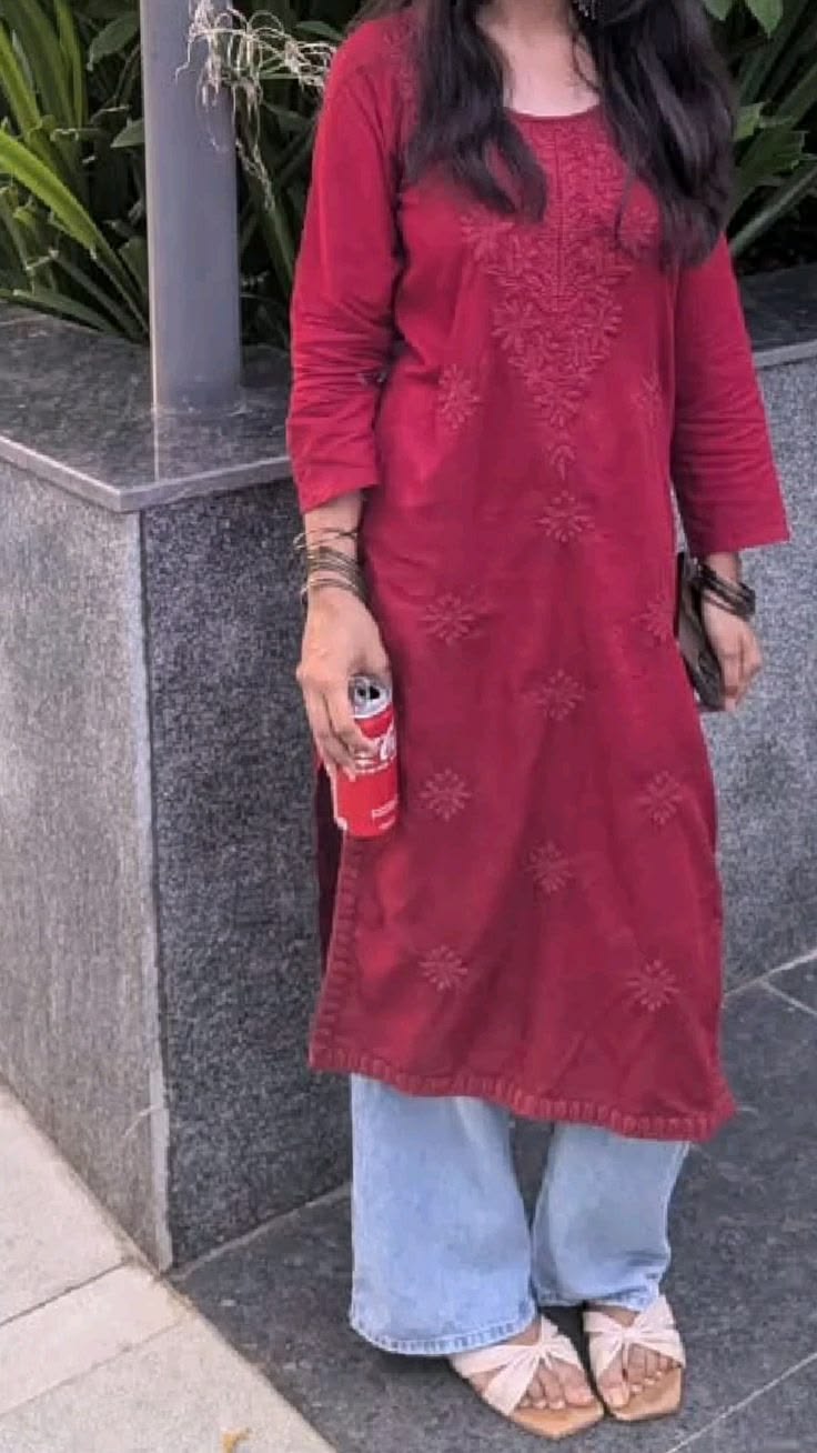 Women Maroon Floral Embroidered Straight Kurti