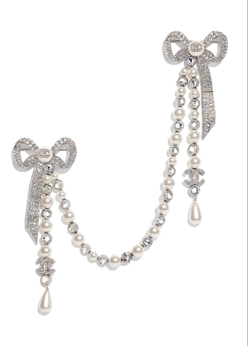 Pearl Bow Crystal Charm