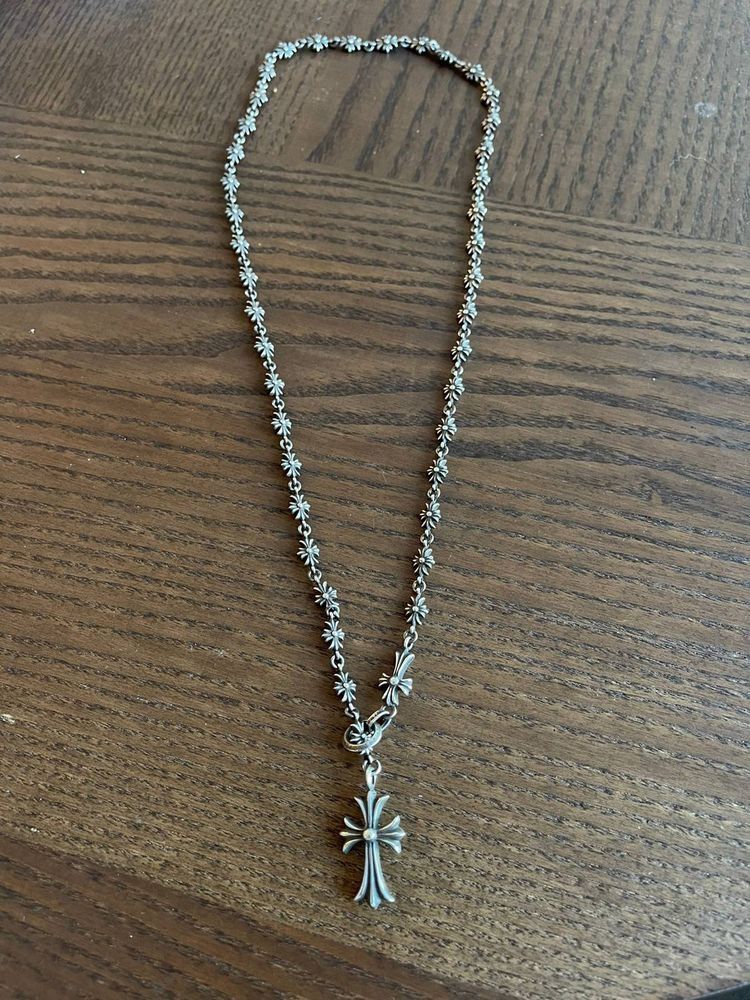 Silver Floral Cross Pendant
